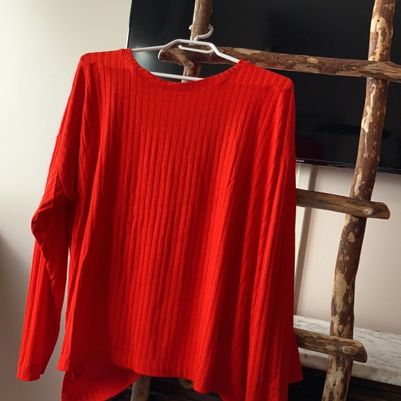 Orange long sleeve top - Picture 2 of 2